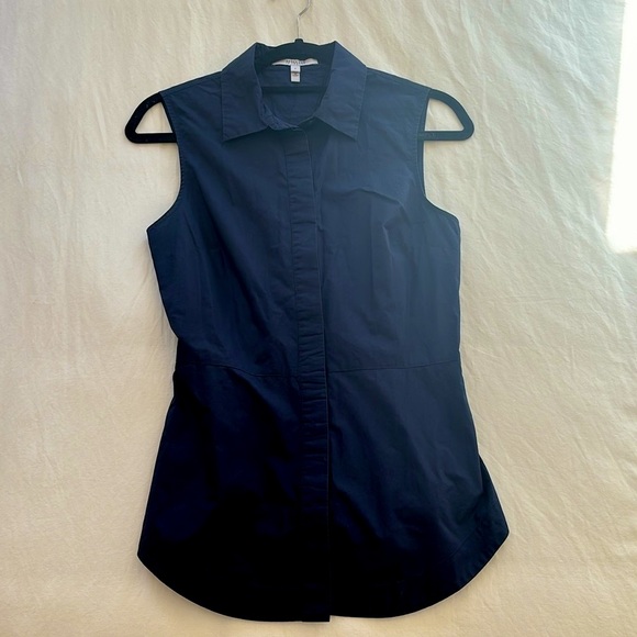 DEREK LAM 10 CROSBY Sleeveless Button-Up Top with Tie back - Picture 4 of 6
